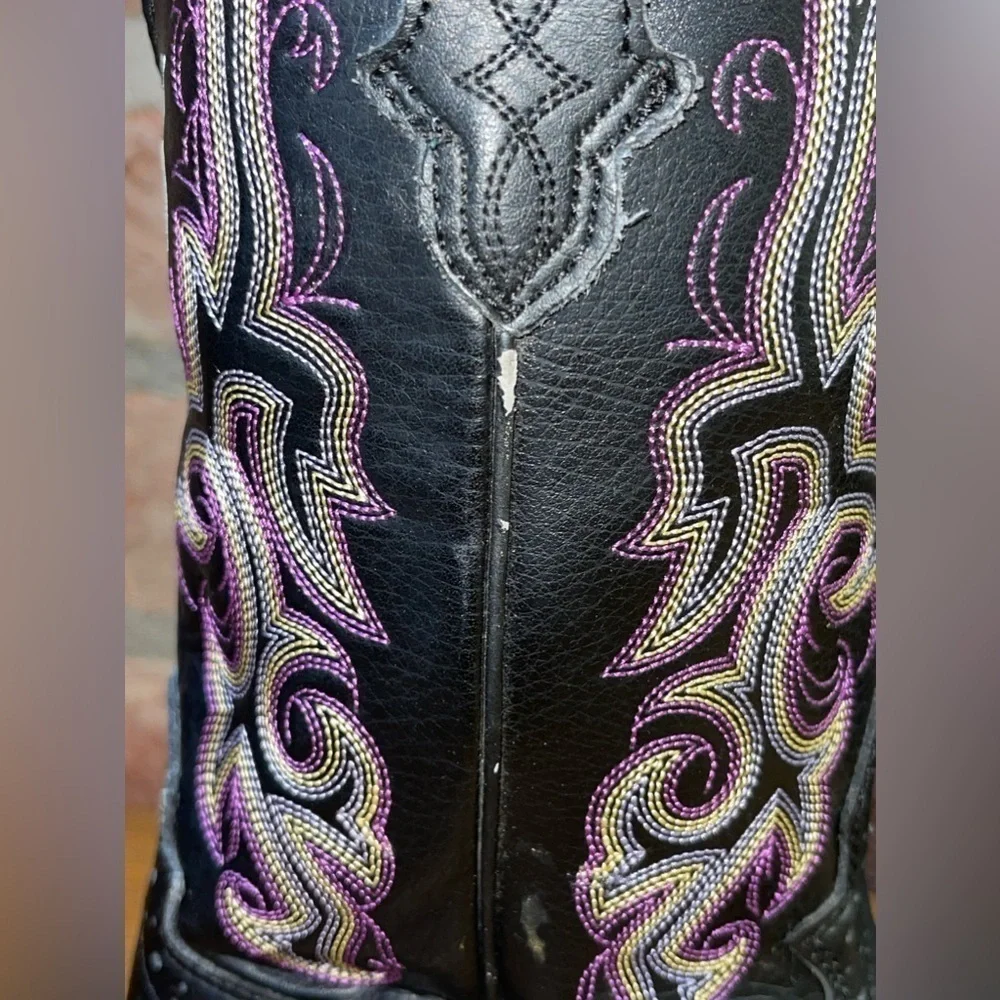 Justin stampede boot 2554JR Black and purple Deercow leather Size 2D